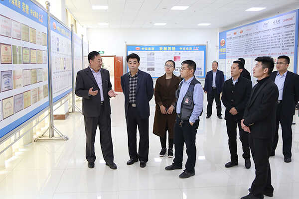 热烈欢迎淄矿集团、济宁影视产业协会领导莅临中煤集团参观指导